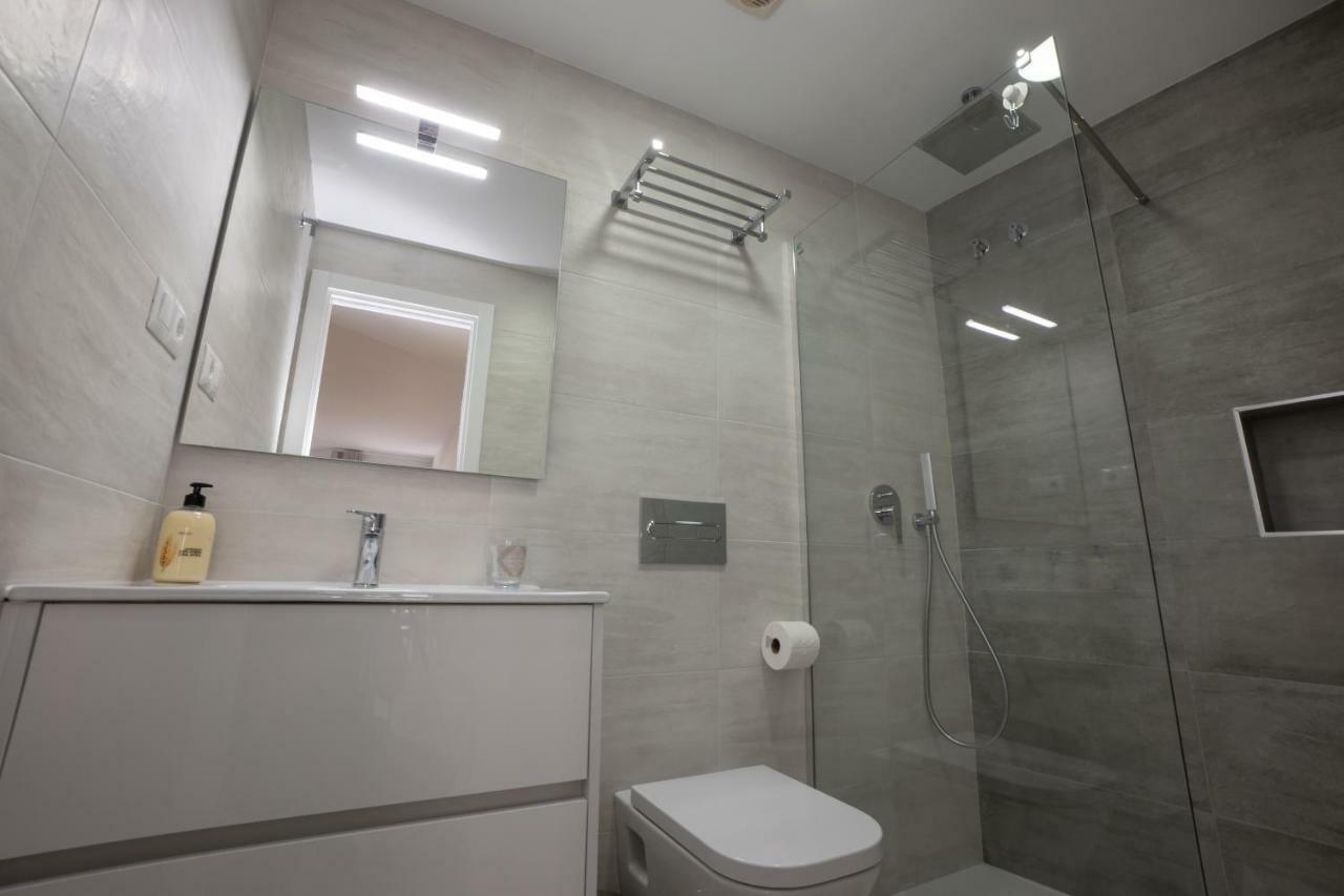 Apartamentos Mombasa 2 Planta Nerja Dış mekan fotoğraf