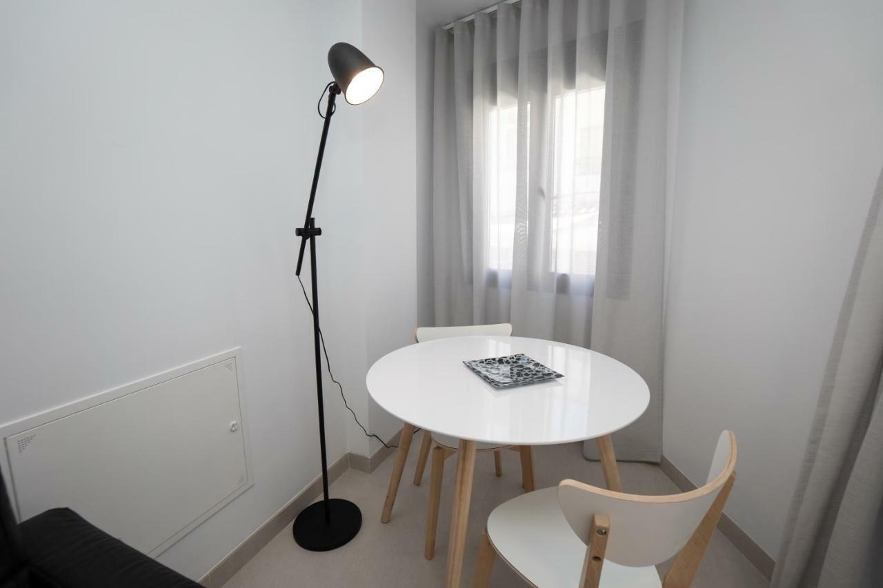 Apartamentos Mombasa 2 Planta Nerja Dış mekan fotoğraf